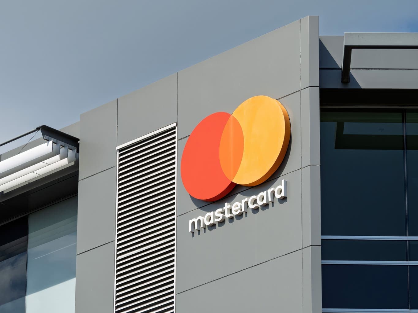 Finex hợp tác cùng Mastercard triển khai chương trình LeadGen – Mở rộng cơ hội sở hữu Thẻ tín dụng dành cho giới trẻ Việt Nam